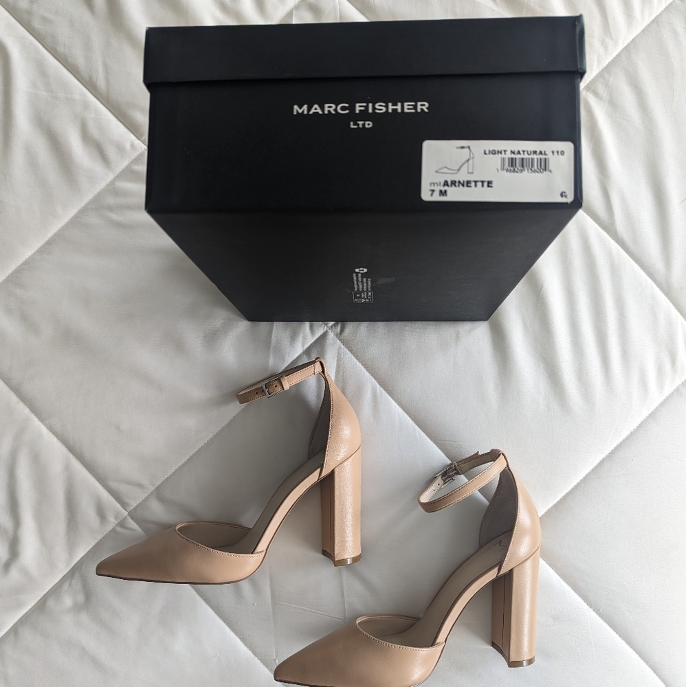 Marc Fisher Arnette Closed Toe Pointed Toe Nude Pumps